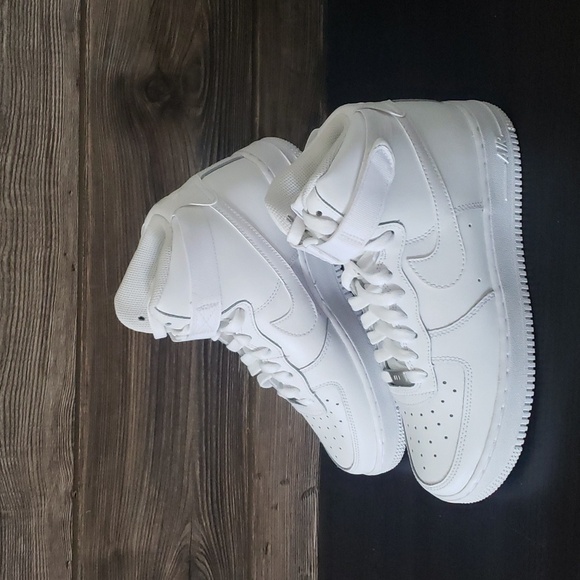 New Nike Air Force 1 High Kids Sneakers Size 6.5 Youth White Classic Casual